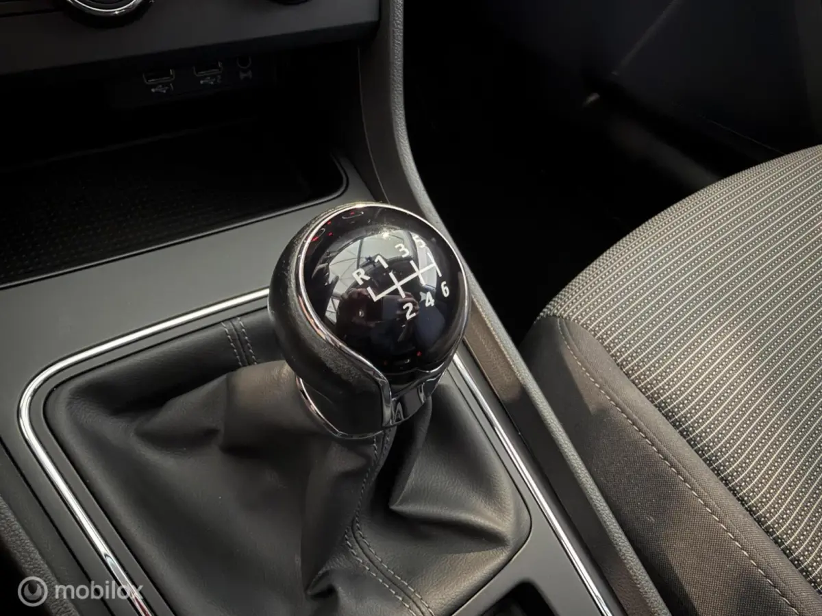 1.0 EcoTSI Style Business Intense, Navigatie|Carplay|Cruise |Pdc|Lm|1e Eig.