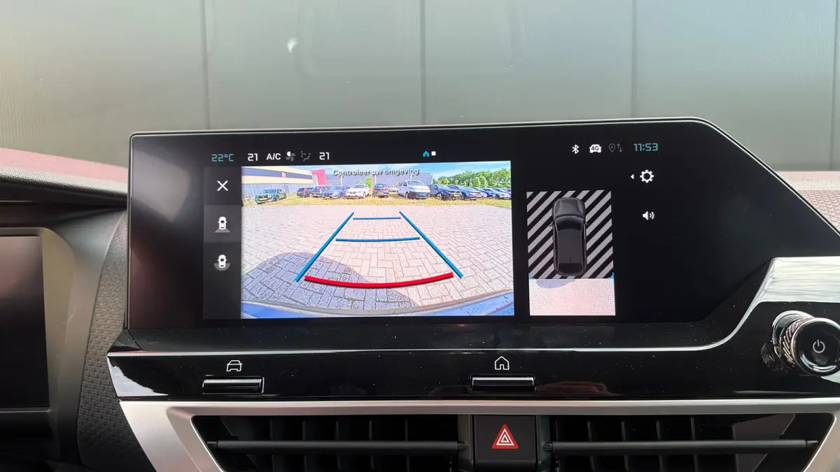 Collection | Achteruitrijcamera met Top Rear Vision (180° weergave van ruimte achter de auto) | Automatische airconditioning met actief carbonfilter | Elektrisch verstel- en verwarmbare bui