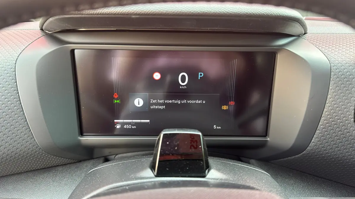 Collection | Achteruitrijcamera met Top Rear Vision (180° weergave van ruimte achter de auto) | Automatische airconditioning met actief carbonfilter | Elektrisch verstel- en verwarmbare bui
