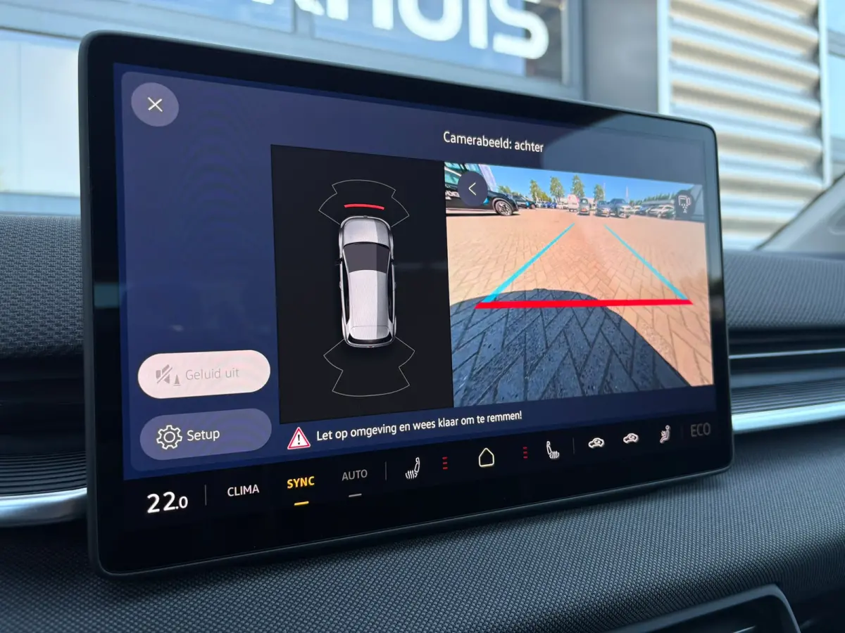 Life First Edition | Airconditioning automatisch, 2-zone (Climatronic) | Automatische afstandsregeling (Adaptive Cruise Control) | Koplampverlichting LED