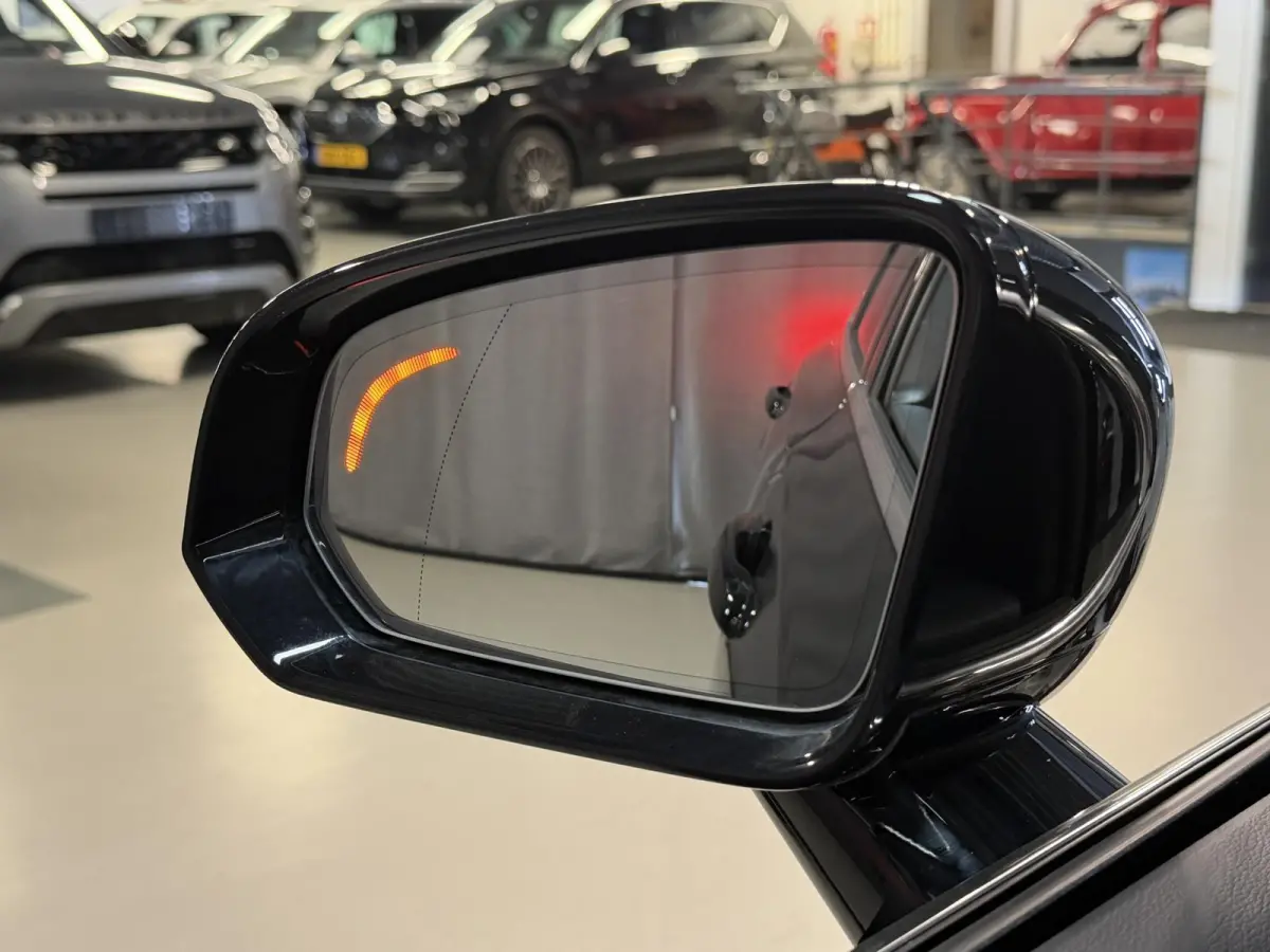 2.0 T6 PHEV AWD Plus Bright 19"/Leder + memory l + r/Stoel + stuurverwarming/Adaptieve cruise/Harman Kardon/Dodehoek/Elektrische klep/Keyless