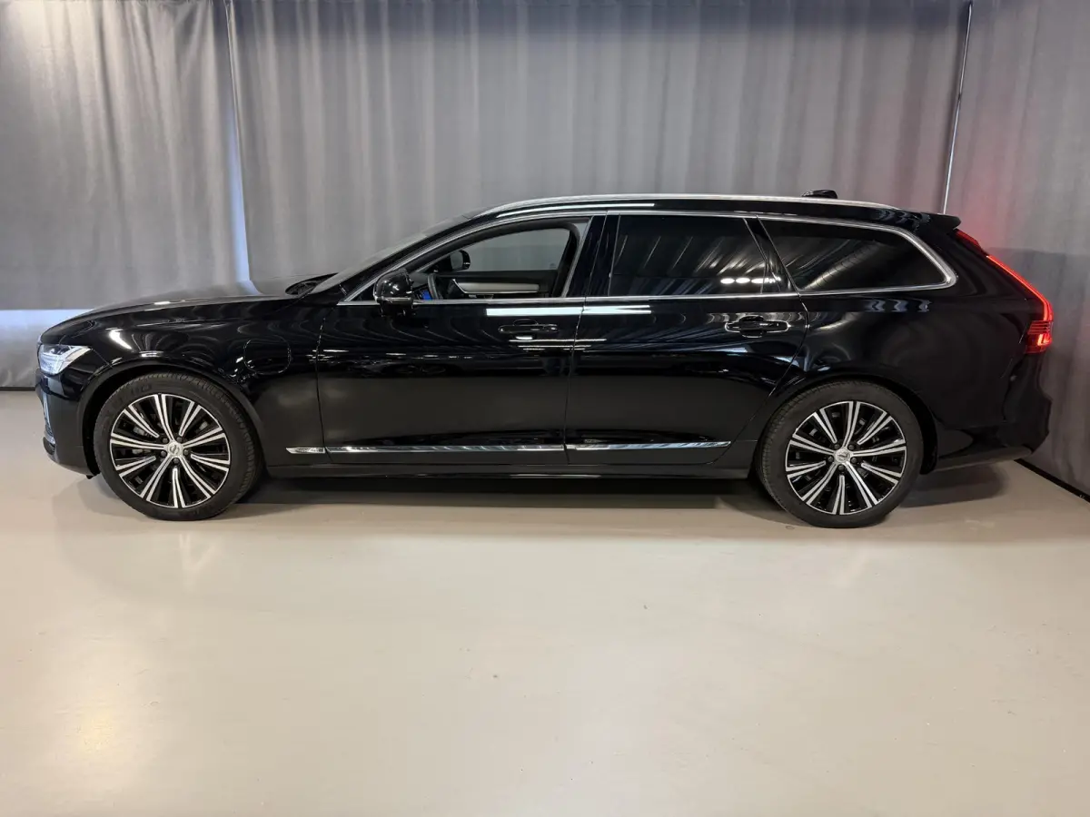 2.0 T6 PHEV AWD Plus Bright 19"/Leder + memory l + r/Stoel + stuurverwarming/Adaptieve cruise/Harman Kardon/Dodehoek/Elektrische klep/Keyless