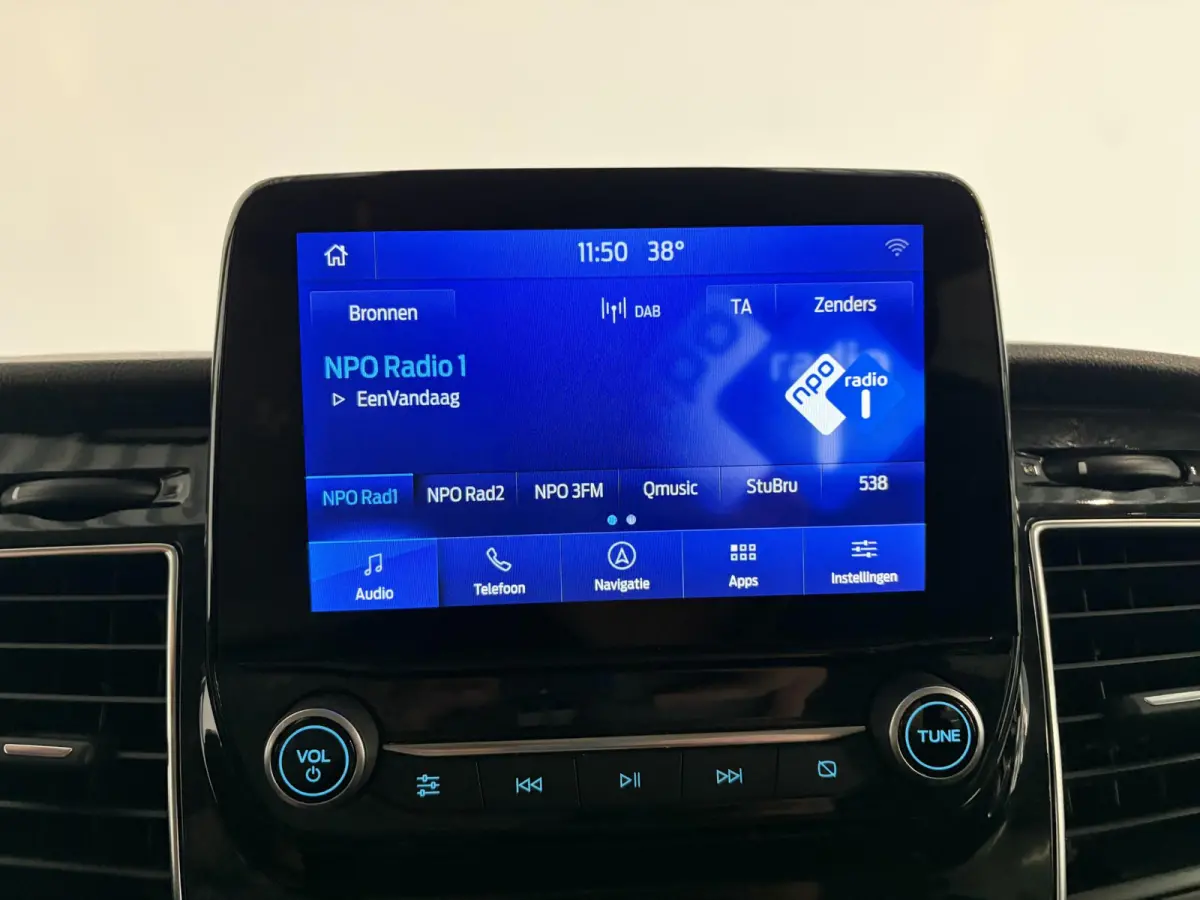 300 2.0 TDCI L2H1 Limited Dubbele cabine Navigatie Airco 2 Schuifdeuren Trekhaak Parkeersensoren Carplay DAB