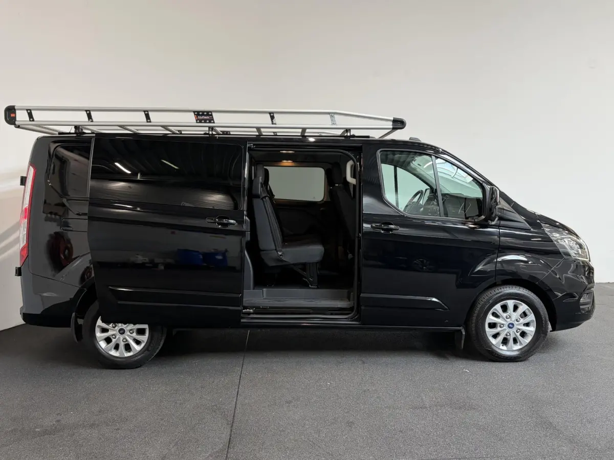 300 2.0 TDCI L2H1 Limited Dubbele cabine Navigatie Airco 2 Schuifdeuren Trekhaak Parkeersensoren Carplay DAB
