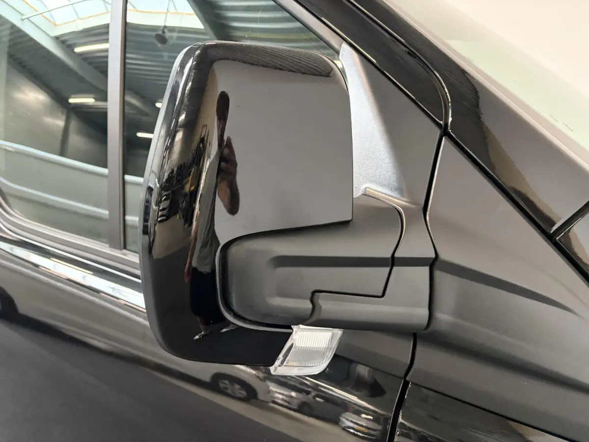 300 2.0 TDCI L2H1 Limited Dubbele cabine Navigatie Airco 2 Schuifdeuren Trekhaak Parkeersensoren Carplay DAB