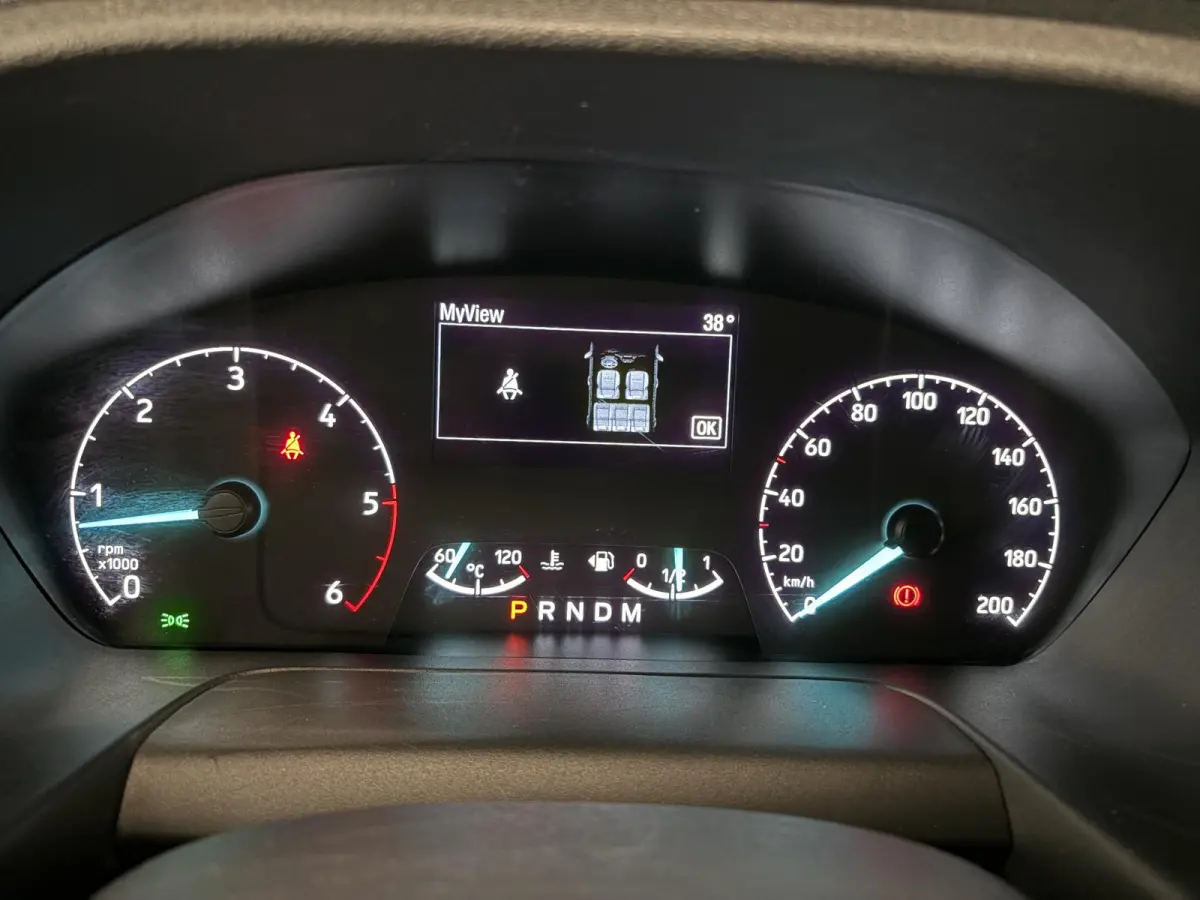 300 2.0 TDCI L2H1 Limited Dubbele cabine Navigatie Airco 2 Schuifdeuren Trekhaak Parkeersensoren Carplay DAB