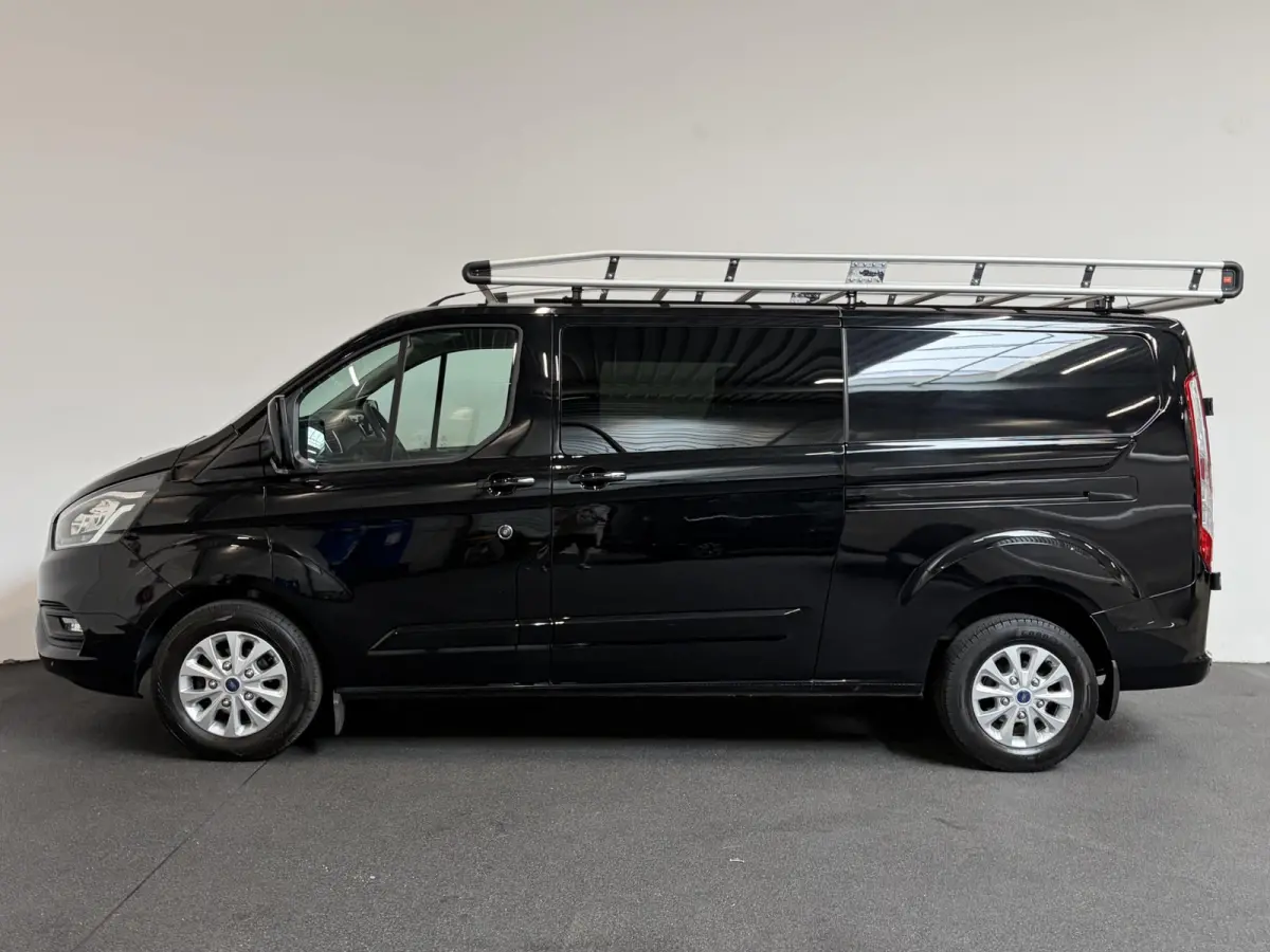 300 2.0 TDCI L2H1 Limited Dubbele cabine Navigatie Airco 2 Schuifdeuren Trekhaak Parkeersensoren Carplay DAB