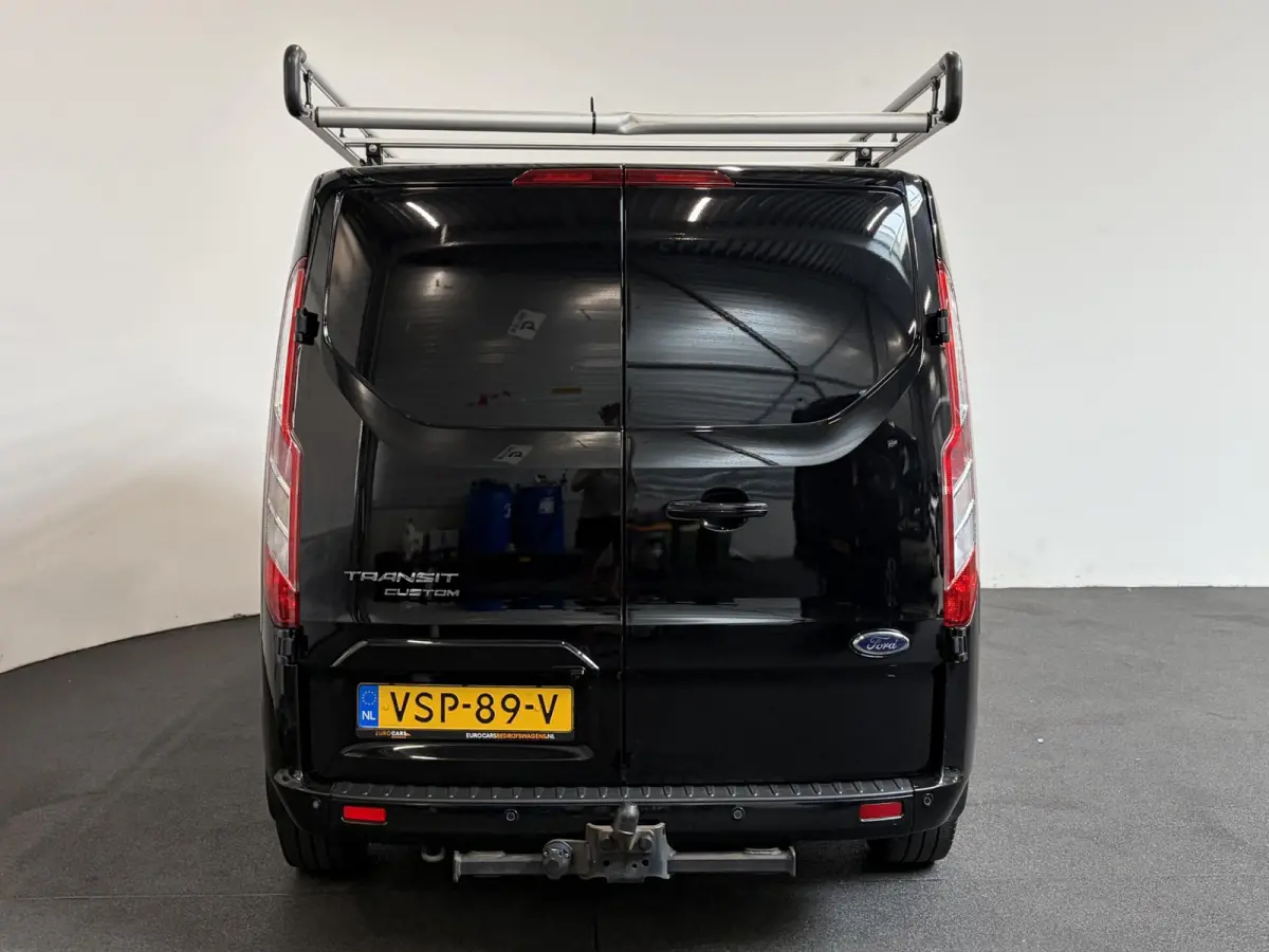 300 2.0 TDCI L2H1 Limited Dubbele cabine Navigatie Airco 2 Schuifdeuren Trekhaak Parkeersensoren Carplay DAB