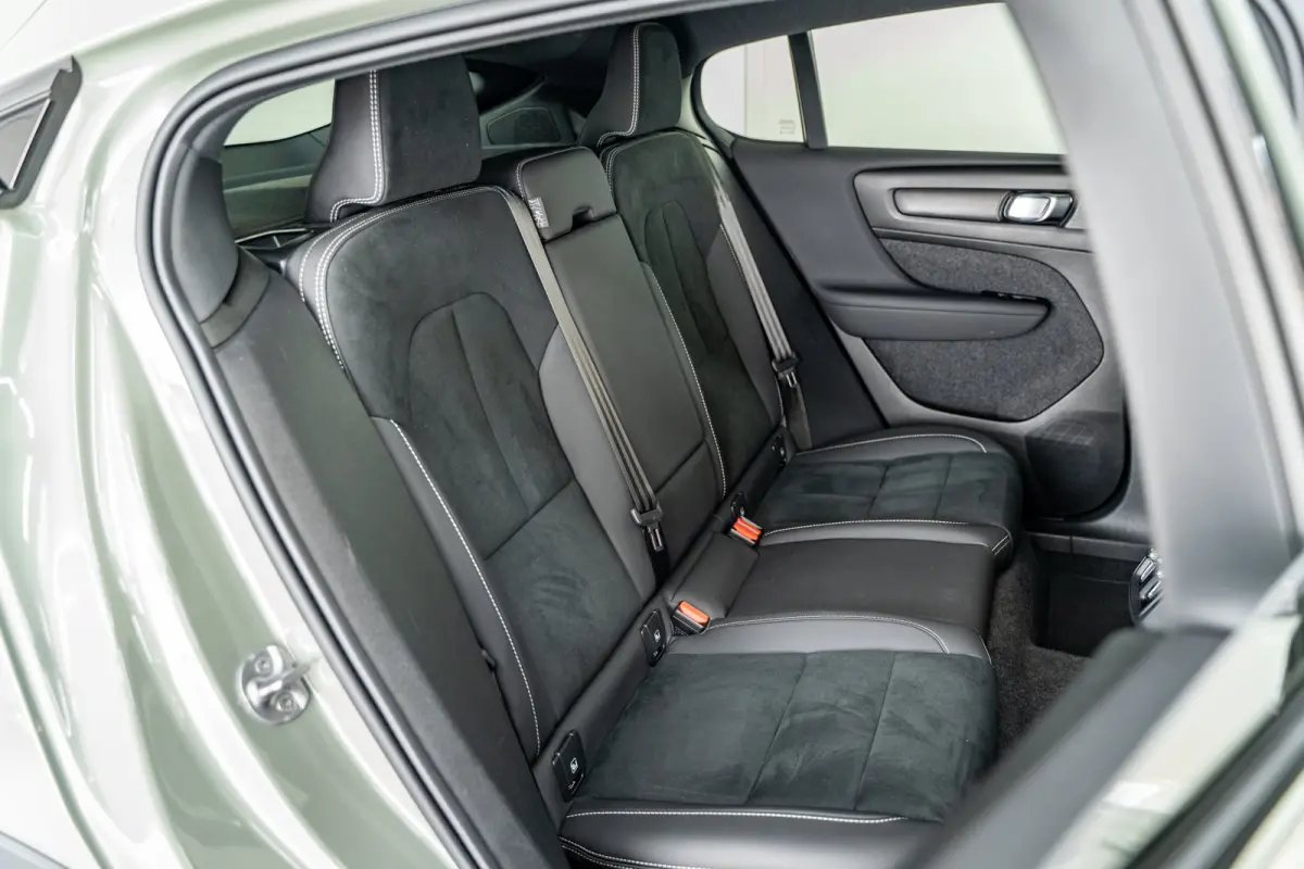 Extended Range Plus 82 kWh | Trekhaak | Privacy glas | All season | Climate Pack