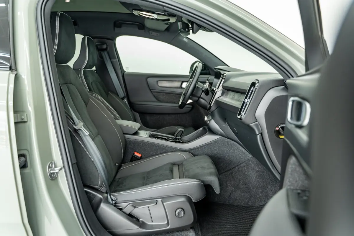 Extended Range Plus 82 kWh | Trekhaak | Privacy glas | All season | Climate Pack