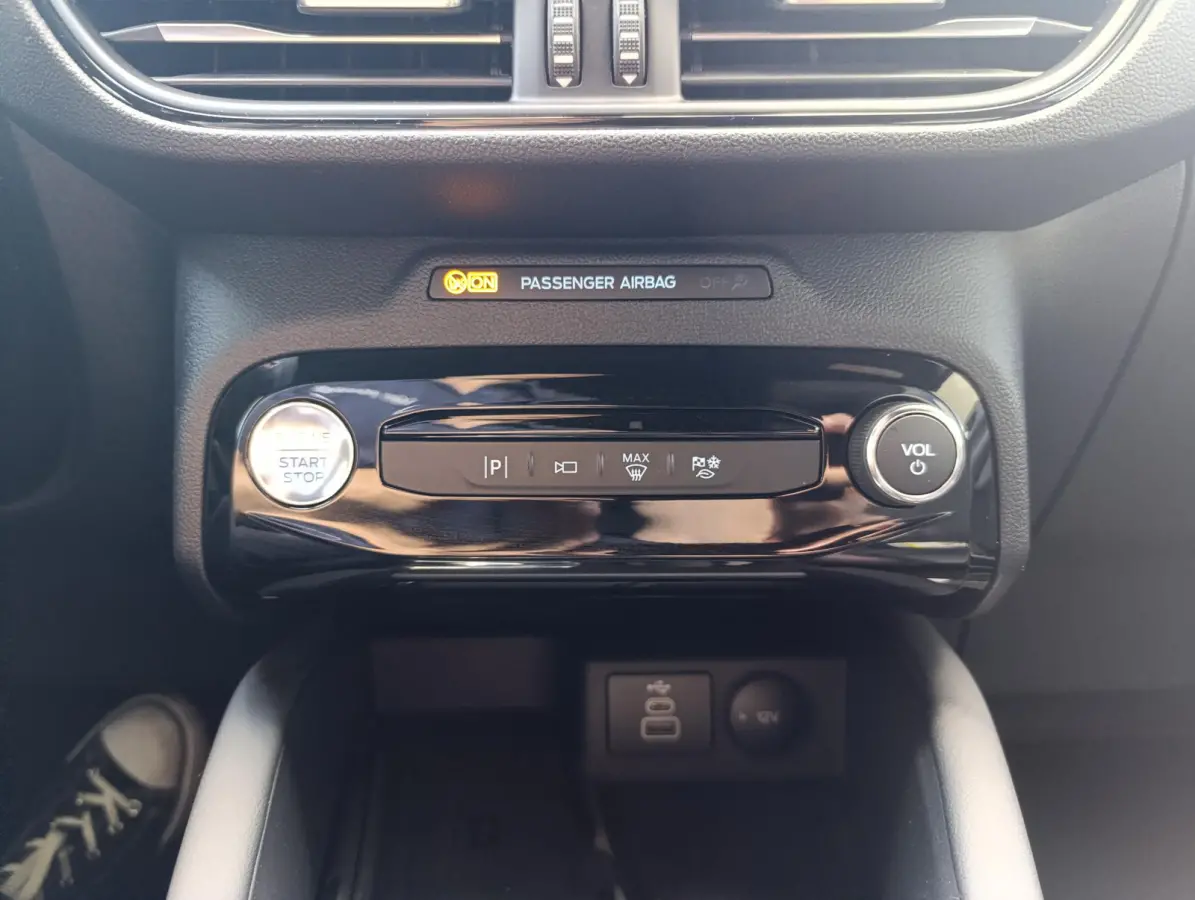 2.5 PHEV ST-Line X | Matrix-Led | 19-Inch | Stoel/stuur voorruitverwarming | Adaptieve Cruise | BLIS | Elek. Stoelen met Memory | 360-camera | B&O