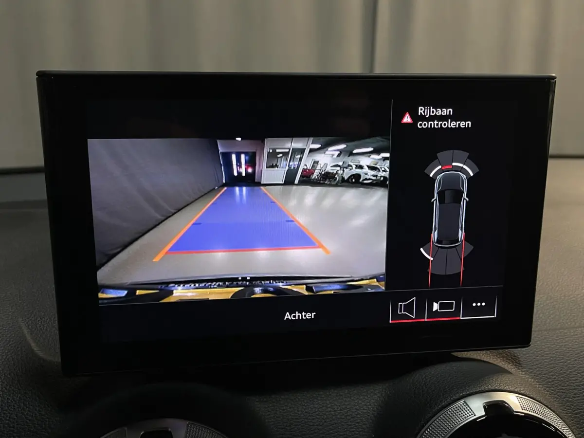 35 TFSI S Edition 17"/Matrix LED/Camera/Adaptieve cruise/Keyless/PDC v+a/Stoelverwarming/Apple Carplay & Android Auto