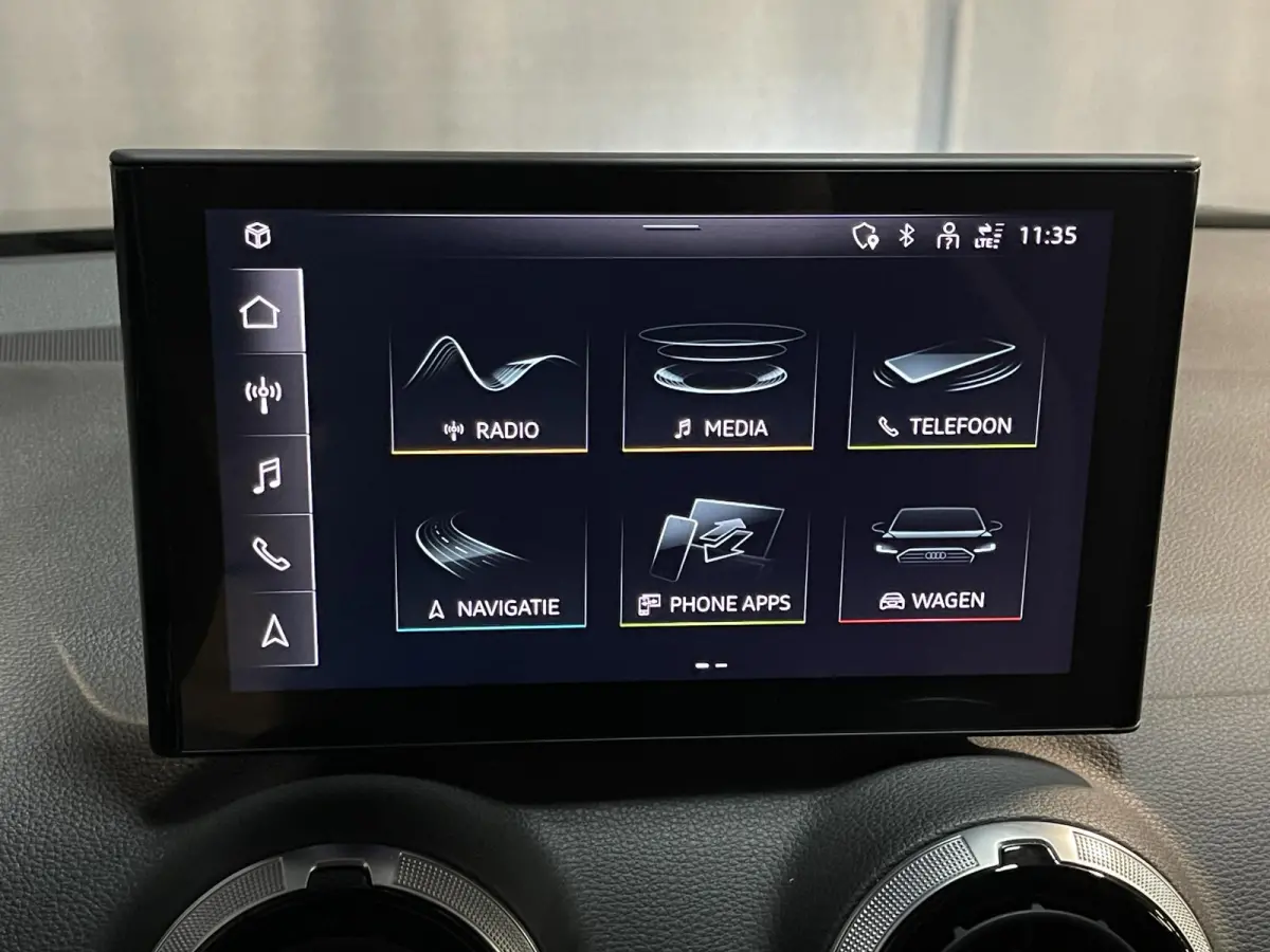 35 TFSI S Edition 17"/Matrix LED/Camera/Adaptieve cruise/Keyless/PDC v+a/Stoelverwarming/Apple Carplay & Android Auto