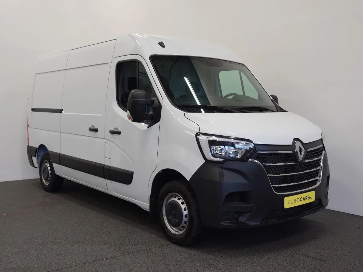 T33 2.3 dCi 135PK L2H2 Airco Cruise control Parkeersensoren Navigatie Trekhaak