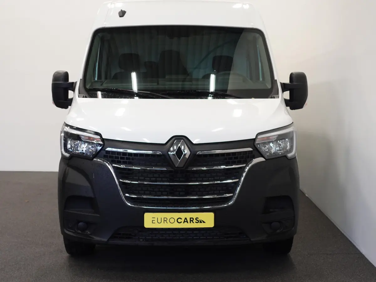 T33 2.3 dCi 135PK L2H2 Airco Cruise control Parkeersensoren Navigatie Trekhaak