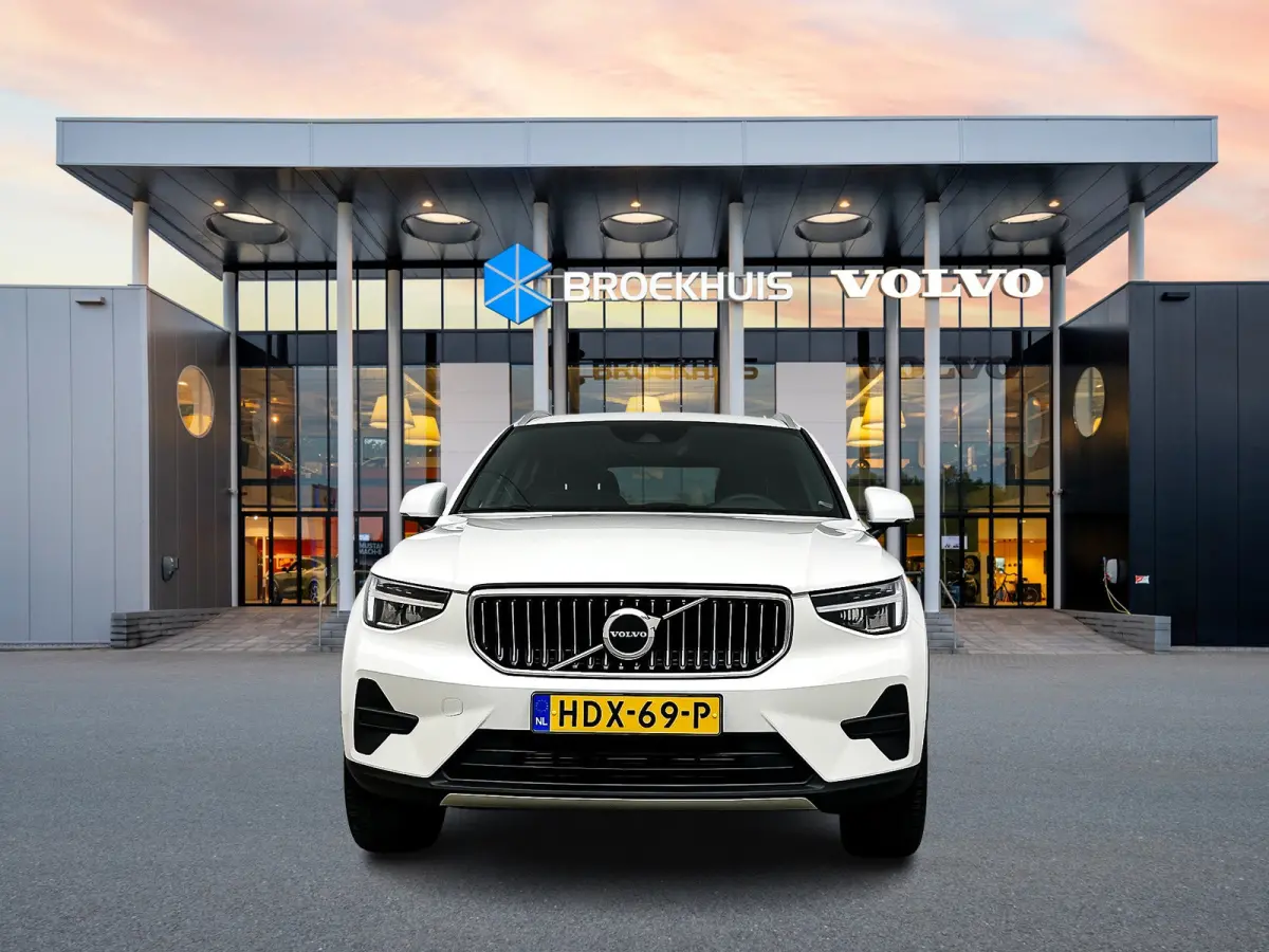 T4 Plug-in hybrid Plus Bright | 19" | Leder / Nubuck | Elektr. verst. Stoelen | Trekhaak | Harman Kardon | Adaptieve cruise | BLIS | Stoel/stuurverwarming