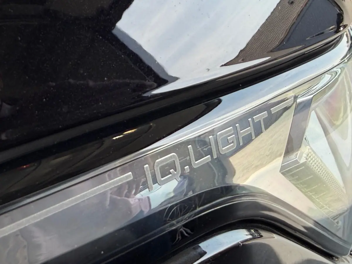 1.5 TSI 2x R-Line Pano ACC IQ.Light V-Cockpit Leder Memory Camera E.klep