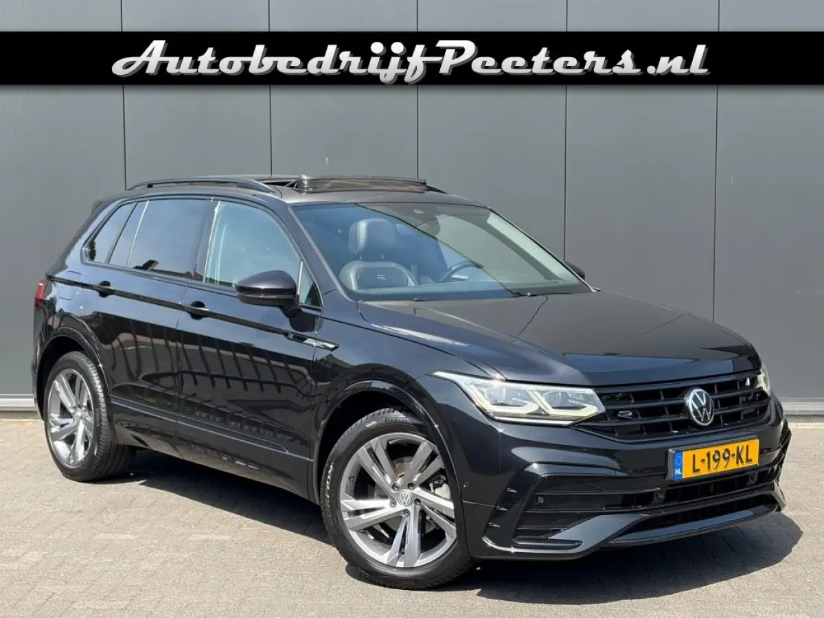 1.5 TSI 2x R-Line Pano ACC IQ.Light V-Cockpit Leder Memory Camera E.klep