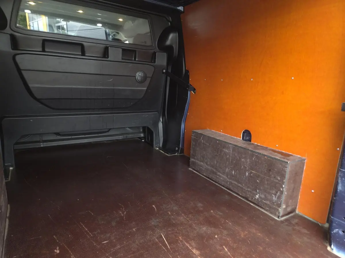 2.0 TDCI L2H1 DC 6-zits Airco 170pk