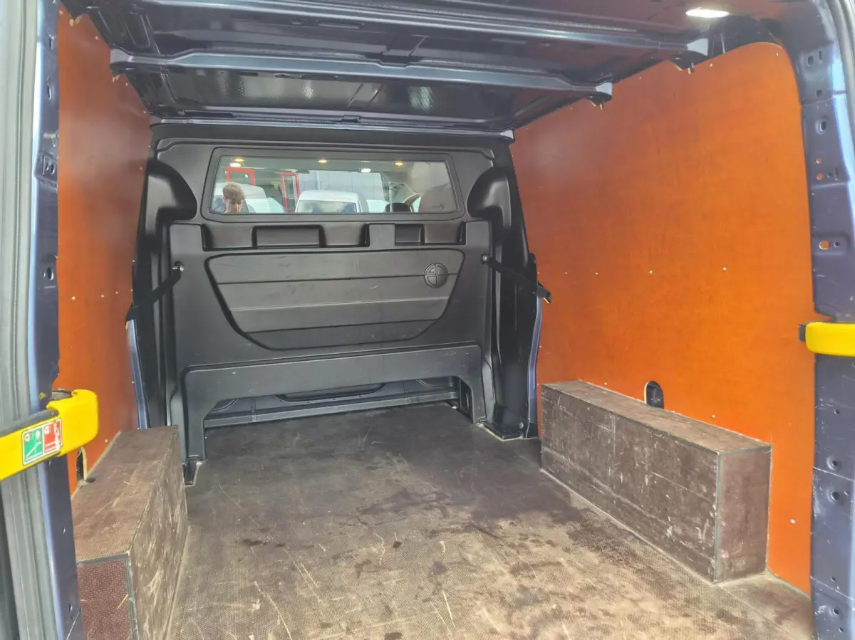 2.0 TDCI L2H1 DC 6-zits Airco 170pk