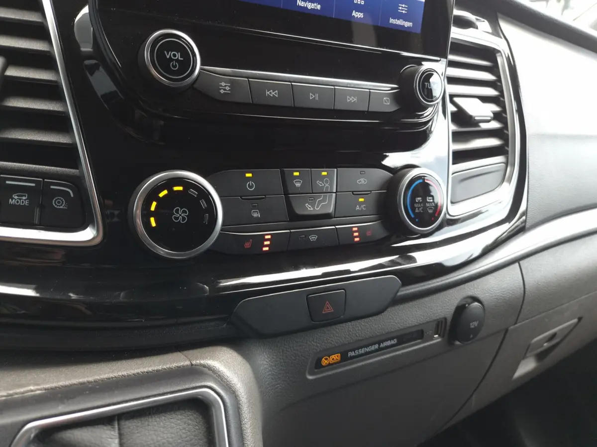 2.0 TDCI L2H1 DC 6-zits Airco 170pk