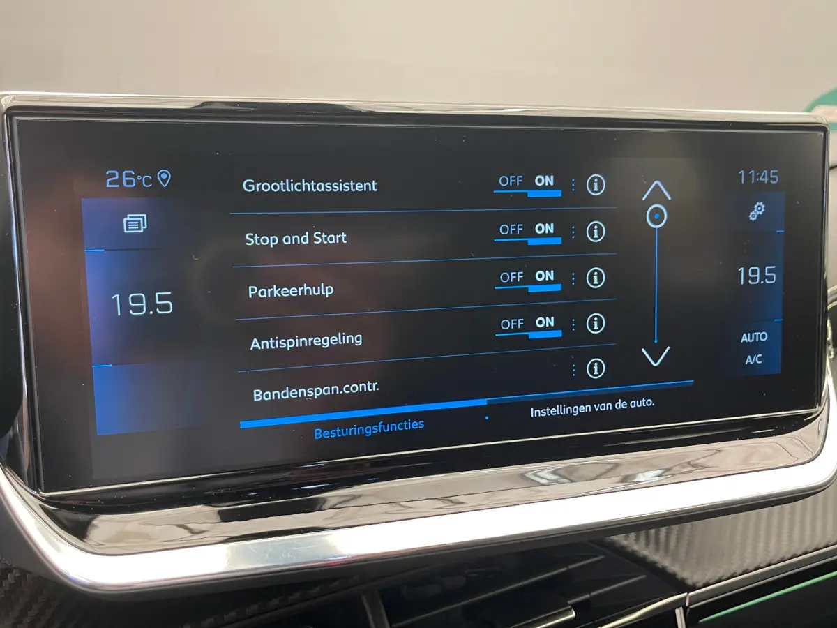 1.2 PureTech GT Nieuw binnen! | Automaat! | Camera | Clima | Cruise | Carplay | Keyless start | 17 LMV | 58.000KM!| Achteruitrijcamera | Airco (automatisch) | Centrale deurvergrendeling met 