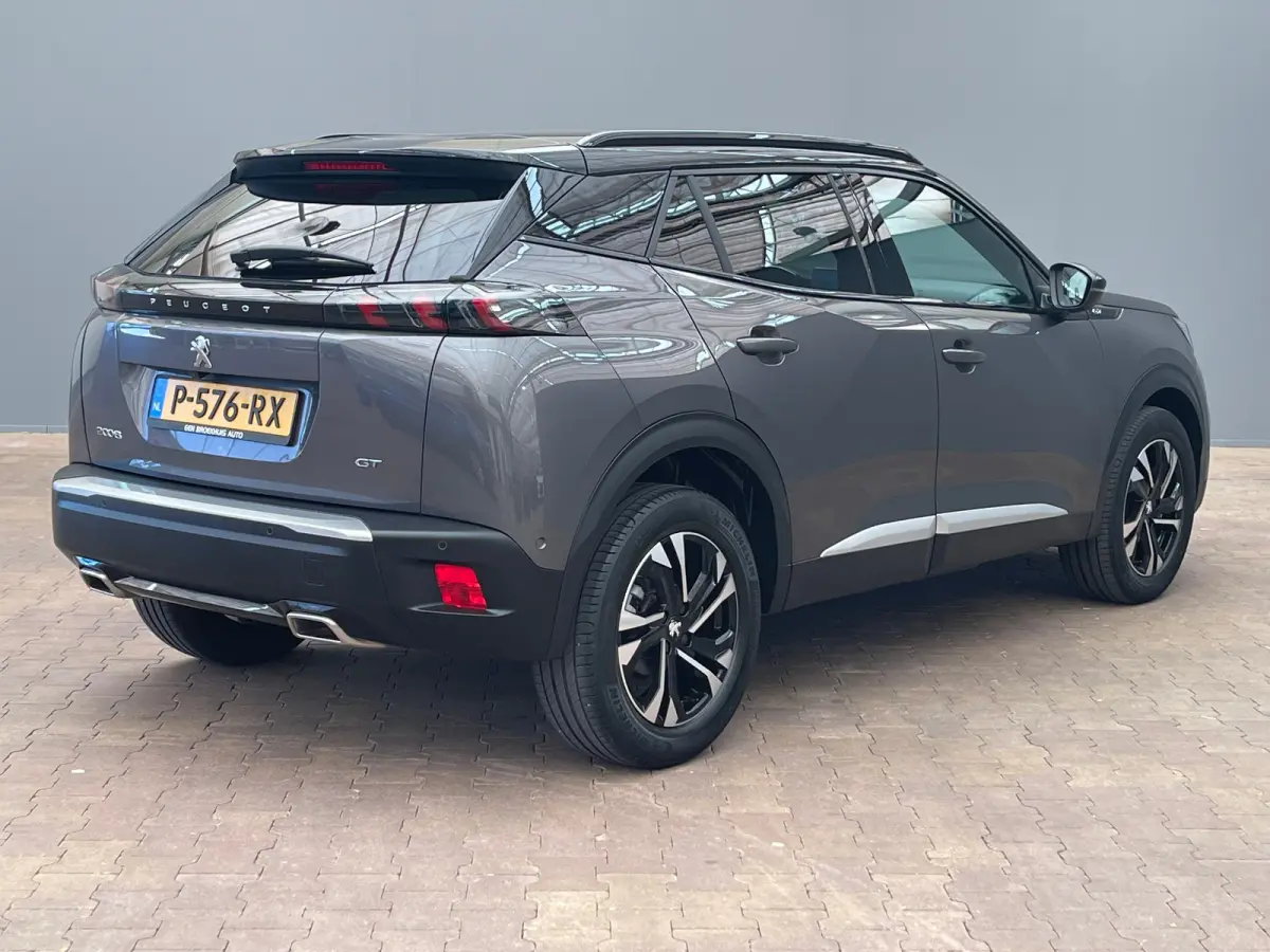 1.2 PureTech GT Nieuw binnen! | Automaat! | Camera | Clima | Cruise | Carplay | Keyless start | 17 LMV | 58.000KM!| Achteruitrijcamera | Airco (automatisch) | Centrale deurvergrendeling met 