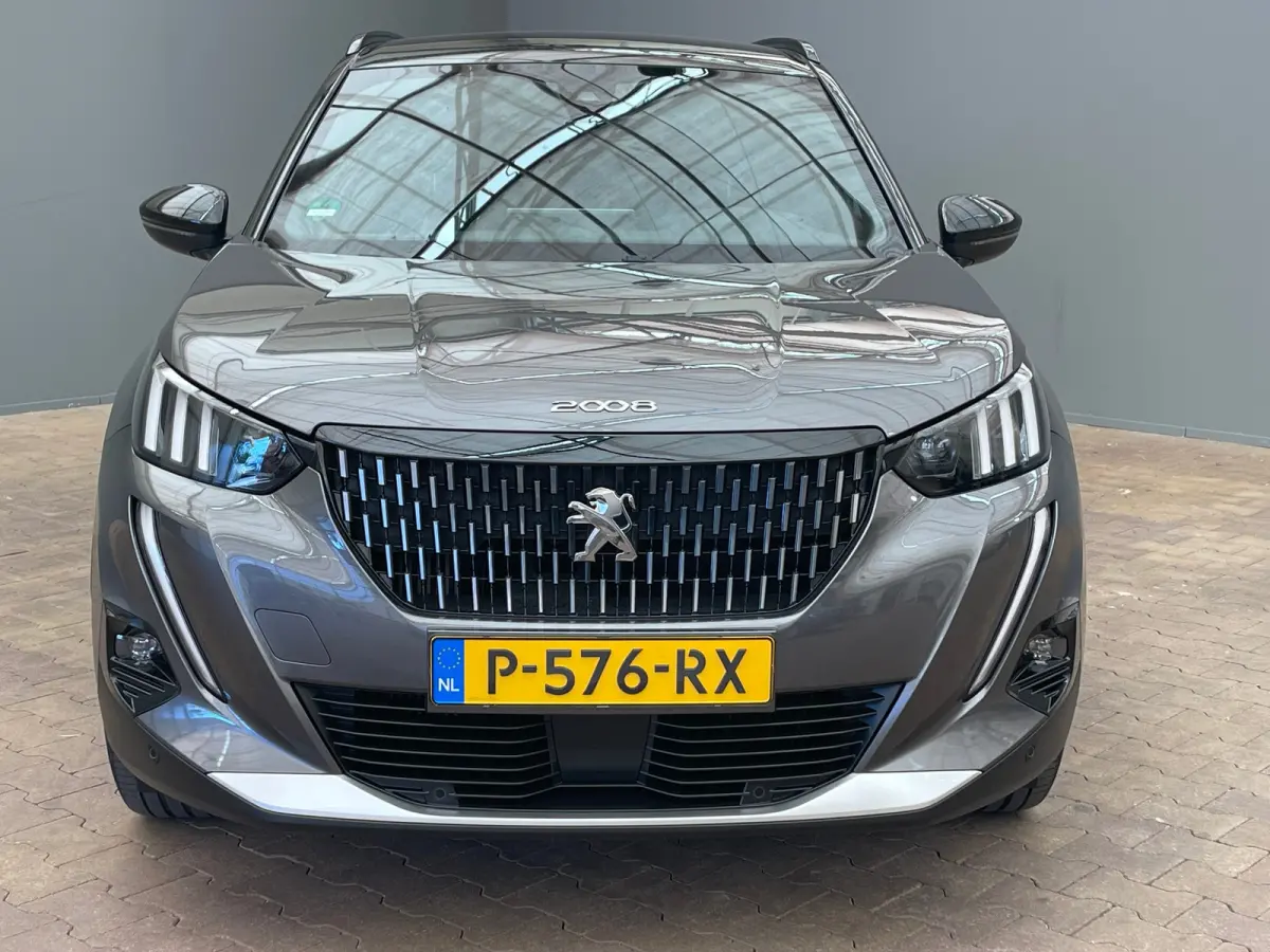1.2 PureTech GT Nieuw binnen! | Automaat! | Camera | Clima | Cruise | Carplay | Keyless start | 17 LMV | 58.000KM!| Achteruitrijcamera | Airco (automatisch) | Centrale deurvergrendeling met 