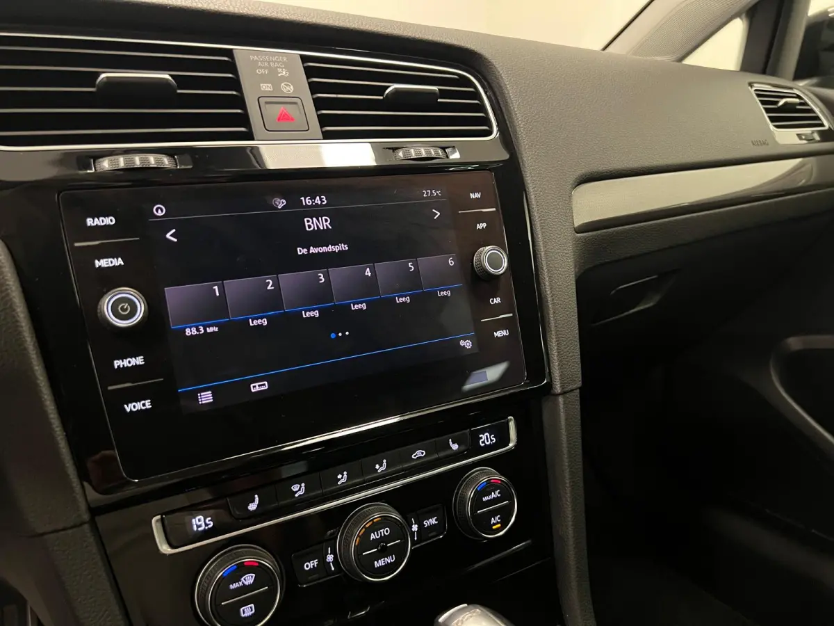 1.5 TSI Highline / STOELVERW. / DSG AUTOMAAT / NAVI / TREKH. /