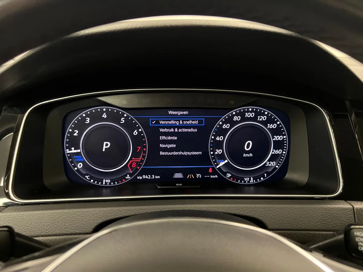 1.5 TSI Highline / STOELVERW. / DSG AUTOMAAT / NAVI / TREKH. /