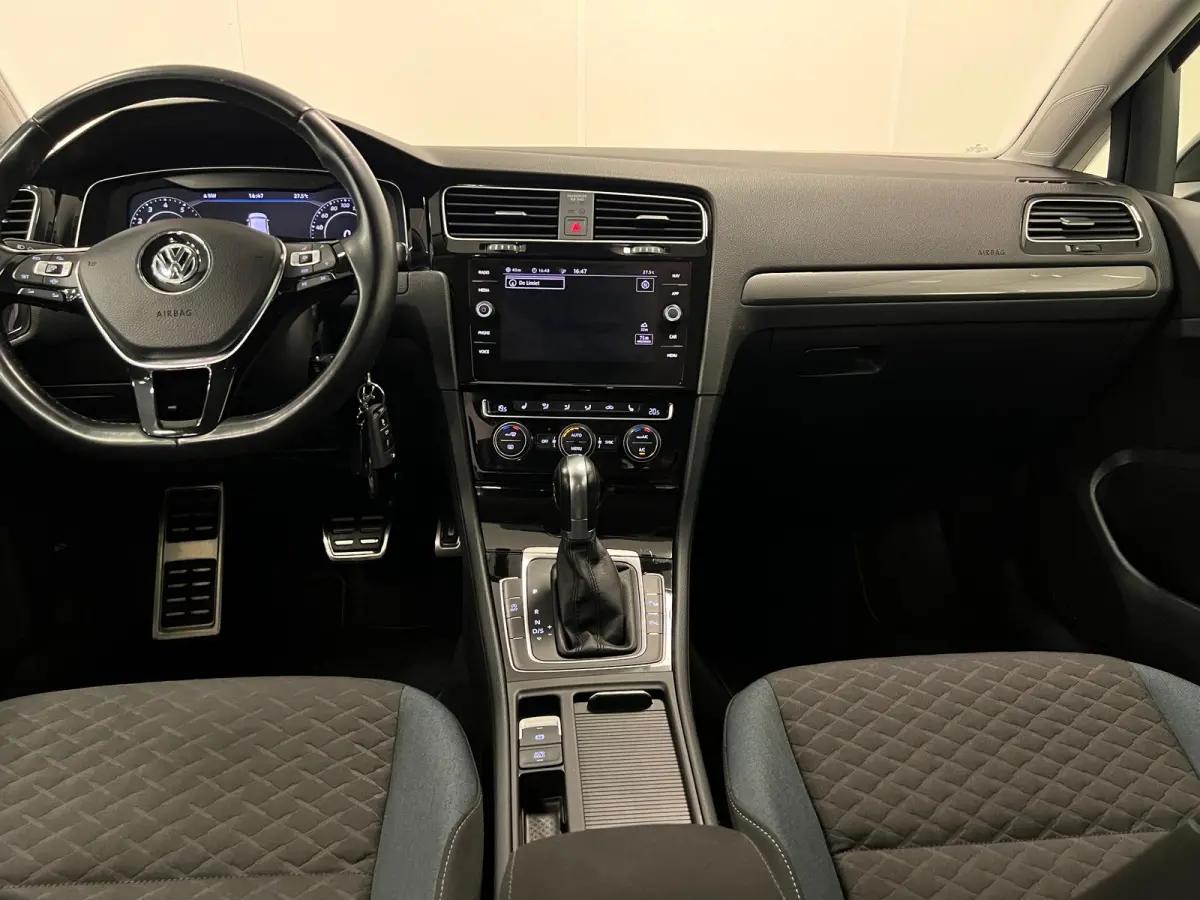 1.5 TSI Highline / STOELVERW. / DSG AUTOMAAT / NAVI / TREKH. /