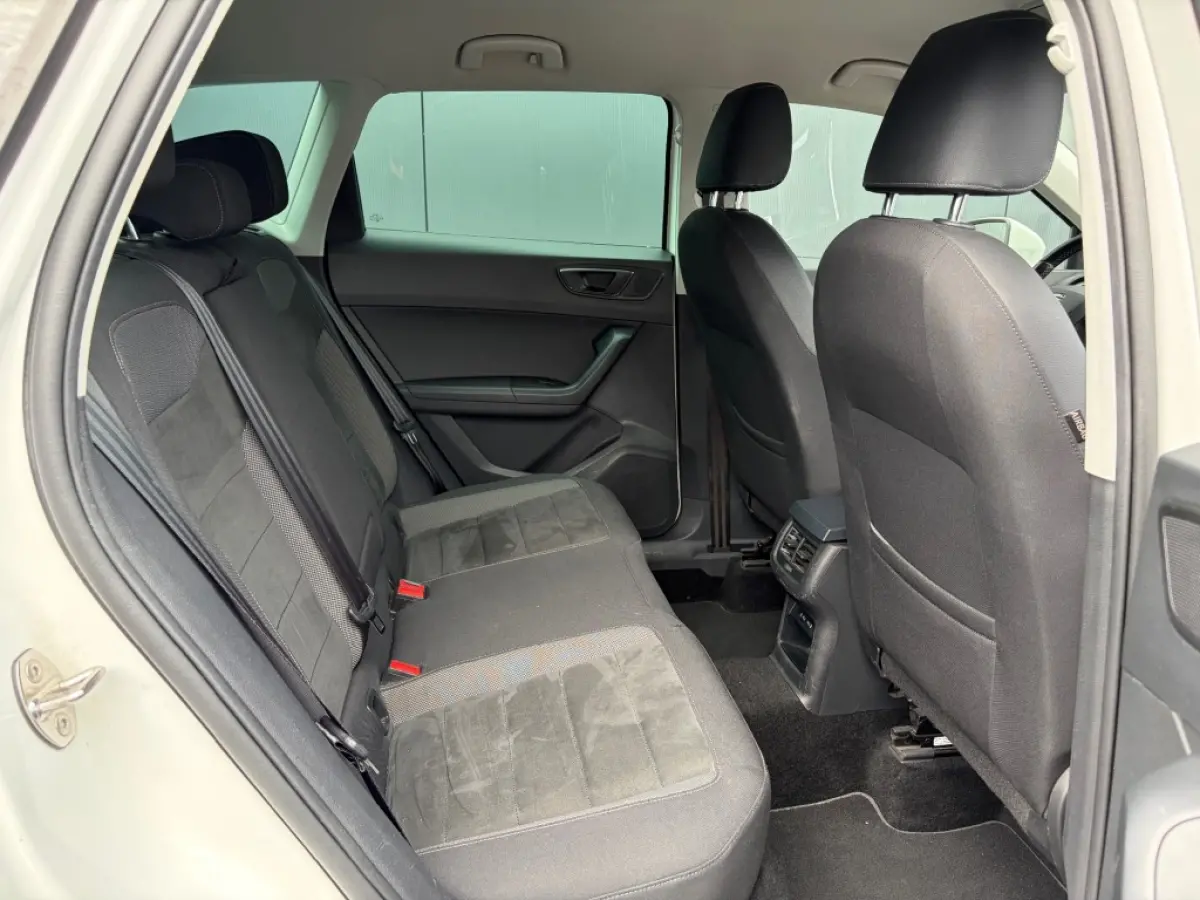 1.0 TSI 1e eig. LED Camera Carplay V-Cockpit Cruise Trekhaak NL-auto