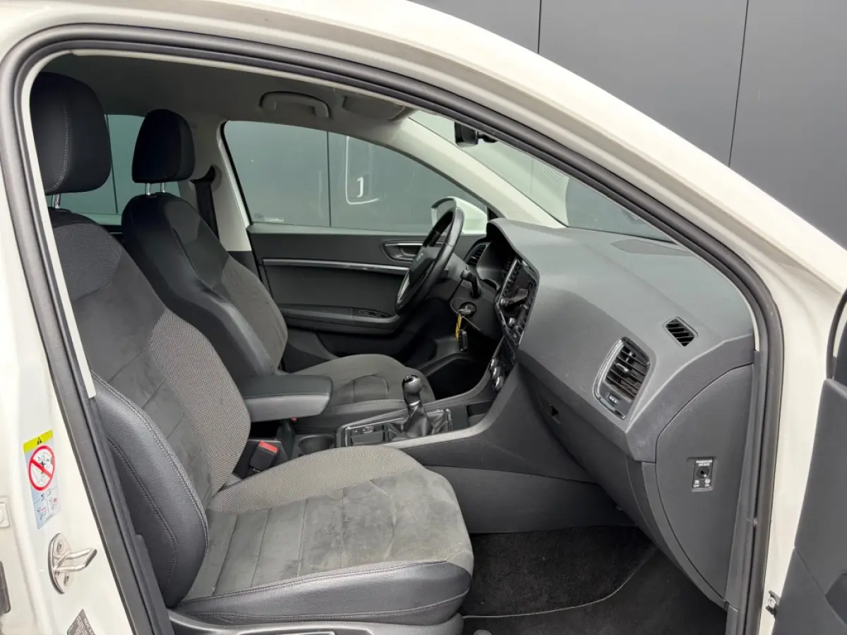1.0 TSI 1e eig. LED Camera Carplay V-Cockpit Cruise Trekhaak NL-auto
