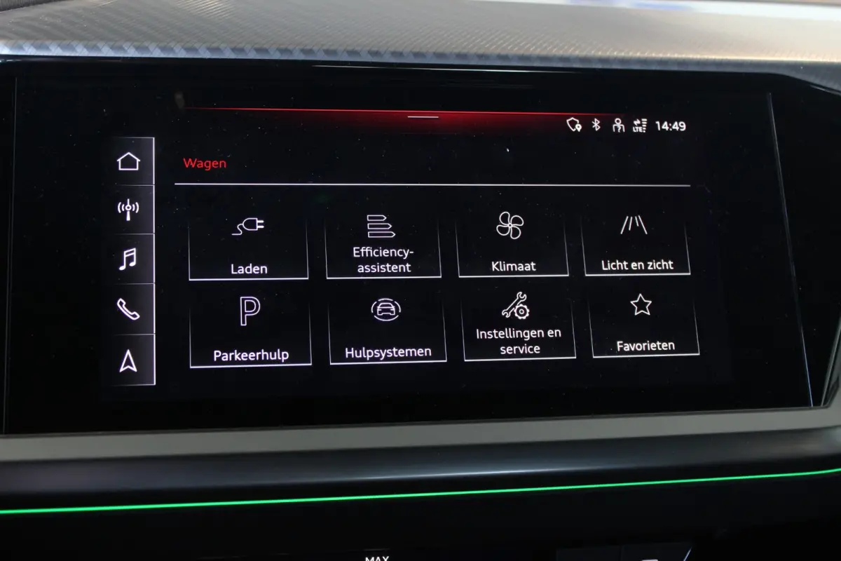 35 Launch edition Advanced 55 kWh Carplay | Stoelverw. | Pricavy glass | LED Matrix | Sportstoelen | 19" LMV | PDC V+A