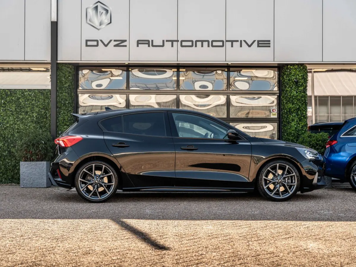 2.3 EcoBoost ST-3 | B&O | Camera | Winter Pack