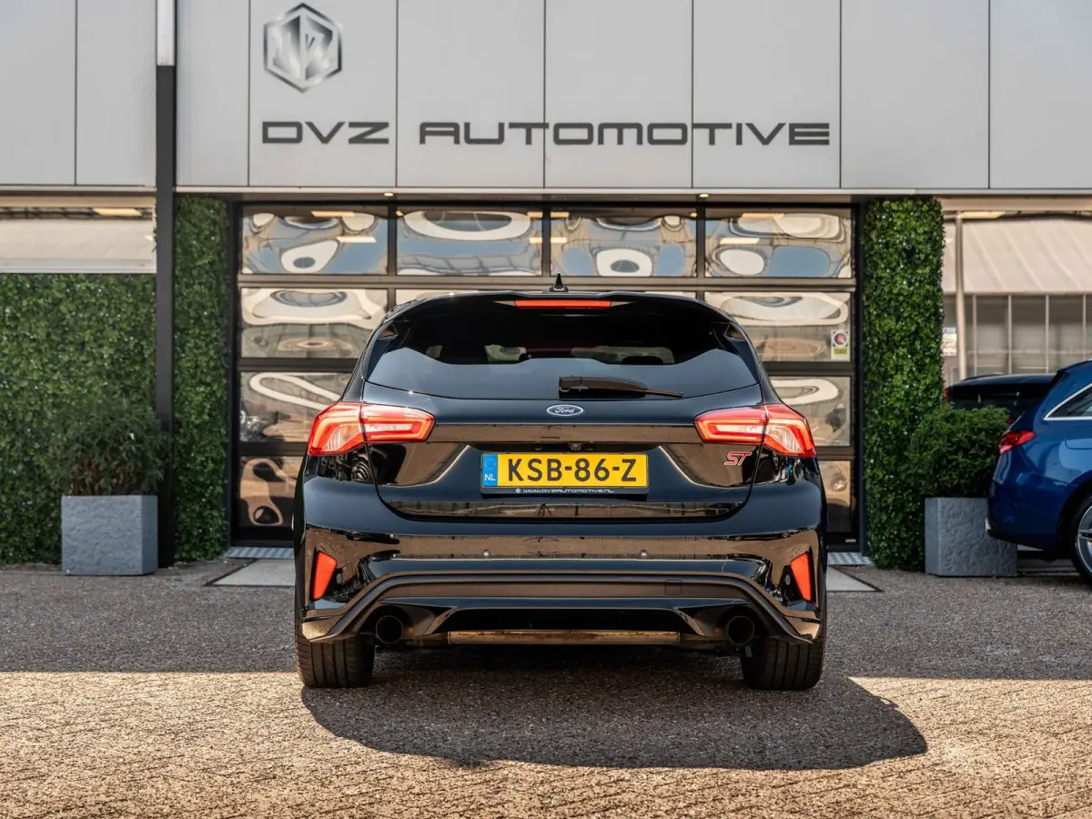2.3 EcoBoost ST-3 | B&O | Camera | Winter Pack