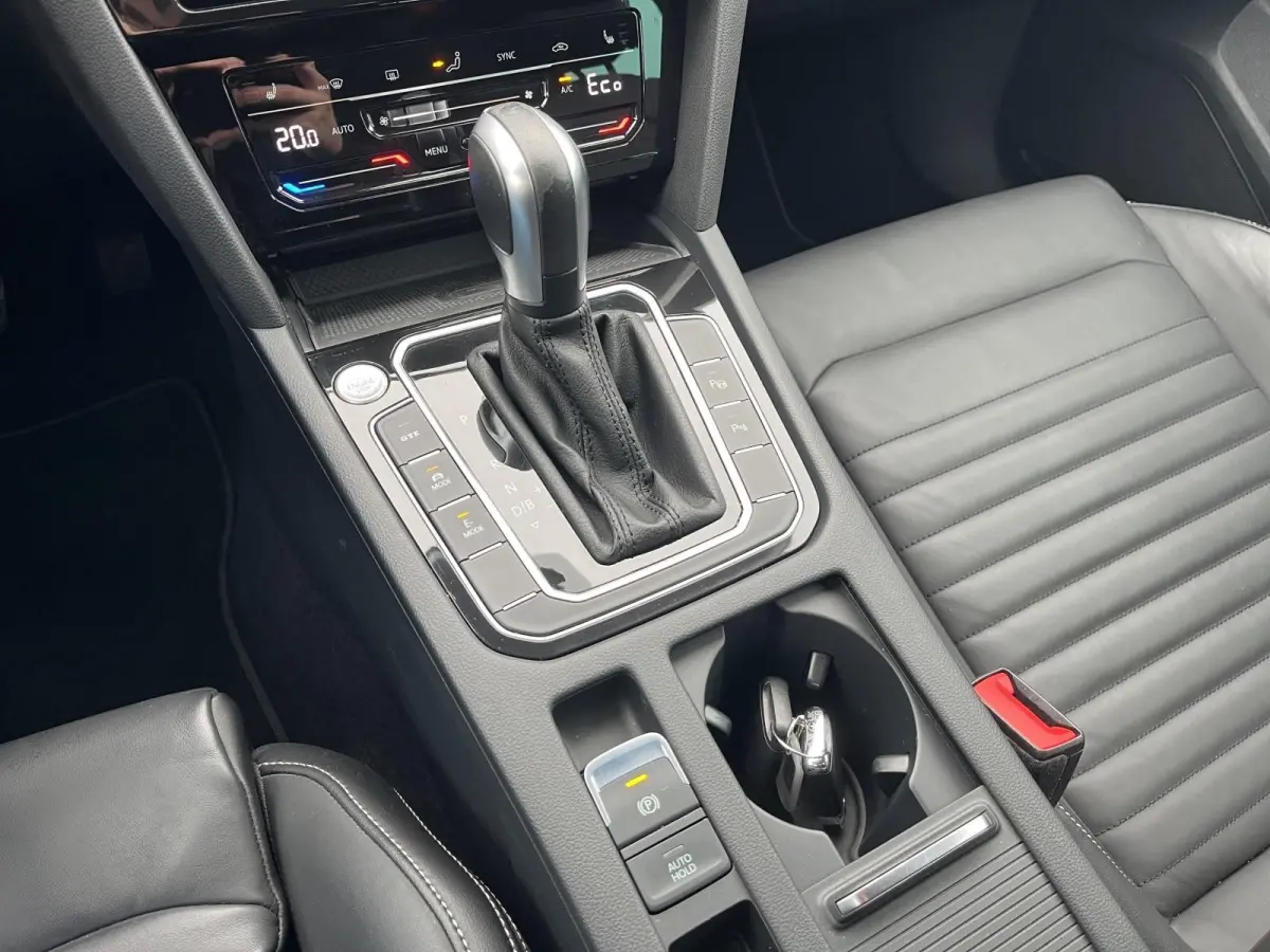 1.4 TSI PHEV GTE Business Trekhaak | Leder | Elec. Klep |