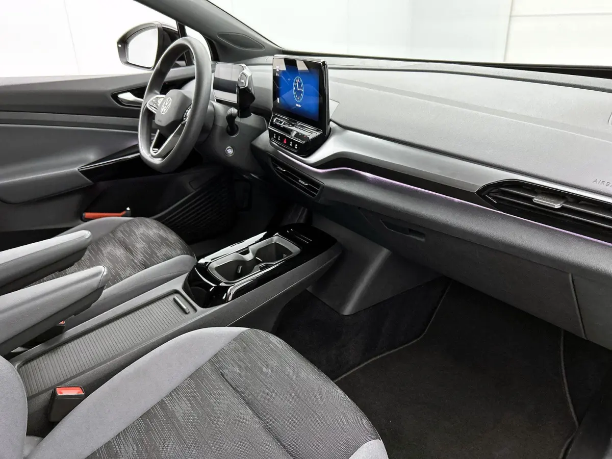 Pro 77 kWh 204 PK | SoH 96% | Parkeersensoren | Navi by Shop | Airco |