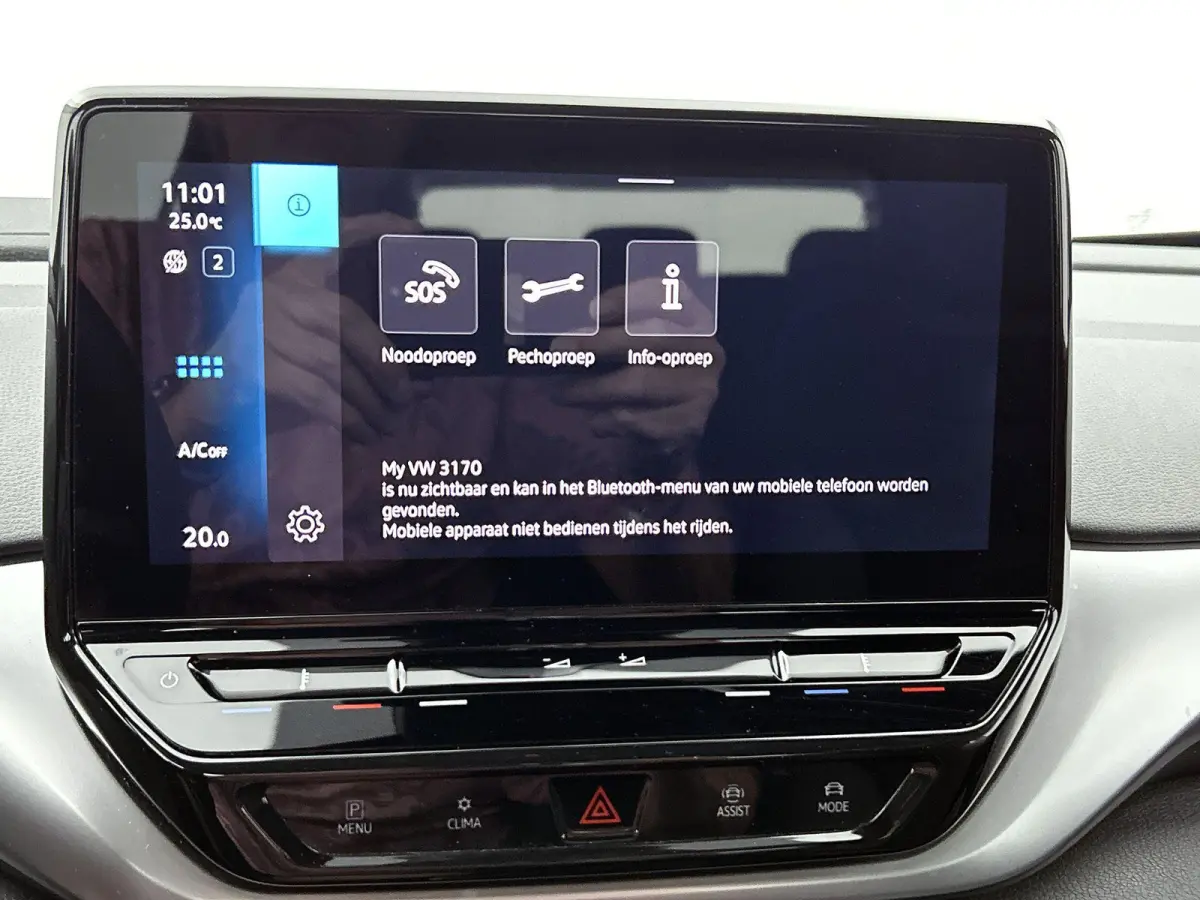 Pro 77 kWh 204 PK | SoH 96% | Parkeersensoren | Navi by Shop | Airco |