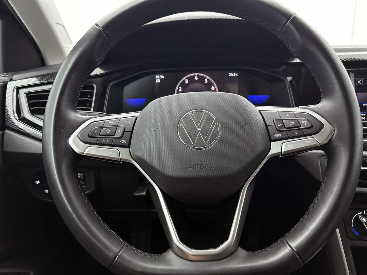 1.0 TSI Life Edition | 95 PK | Digital Cockpit | Airco | Parkeercamera | Keyless | Carplay / Android Auto