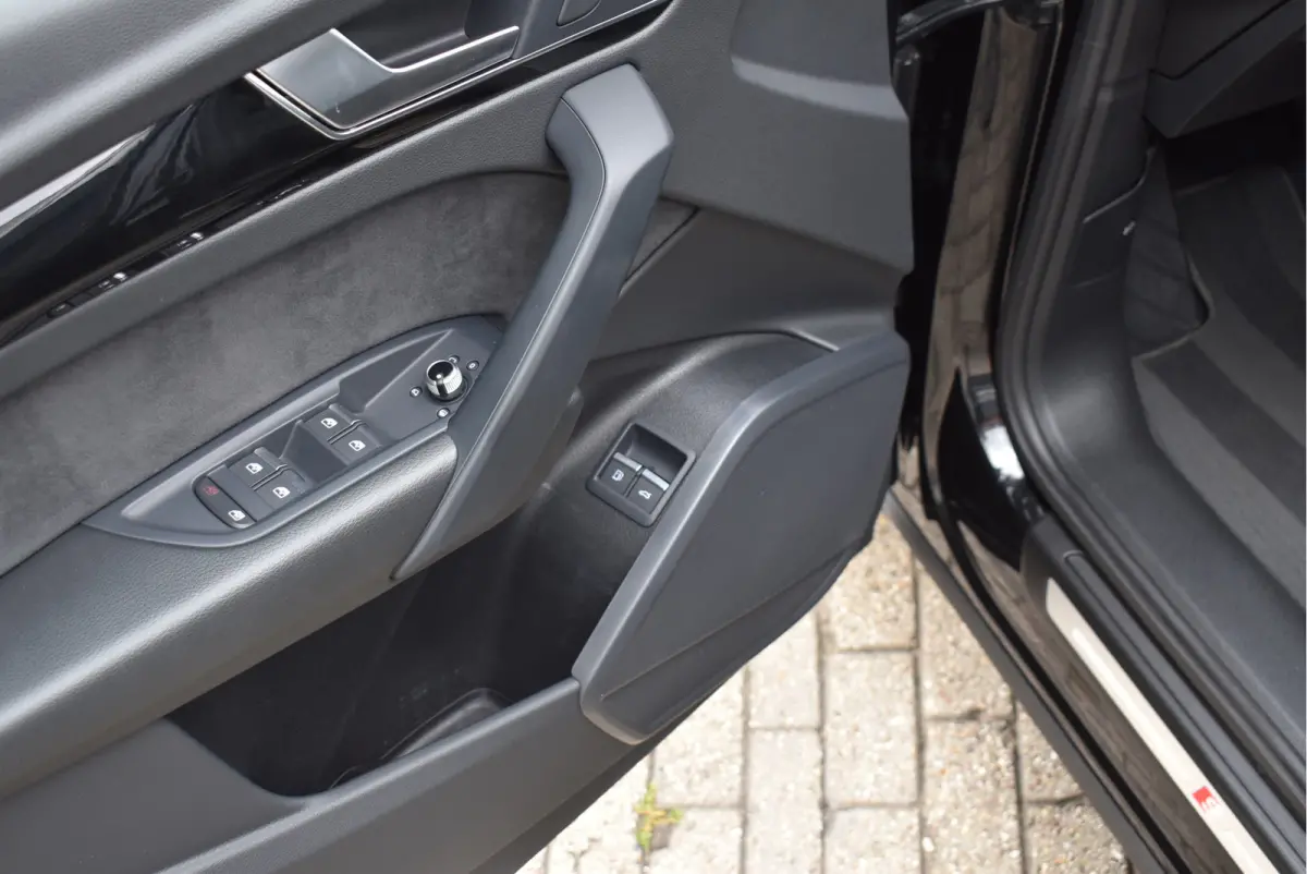 50 TFSI e S-Line Competition Pano Luchtvering RS-Stoelen Matrix Full Led 21 Inch