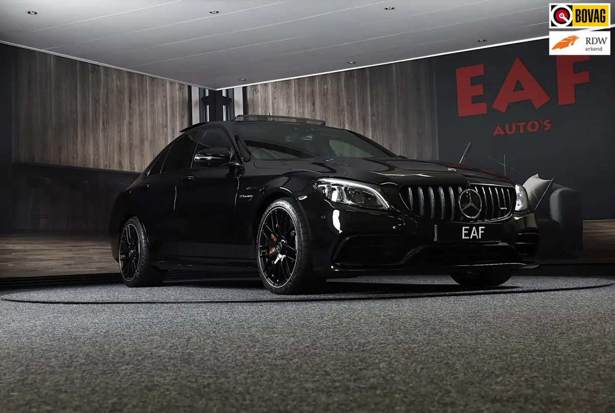 AMG 63 S Premium Plus Pack / Schaalstoelen / Keramisch / Memory / Head Up / Burmester / Pano / Led / Pdc