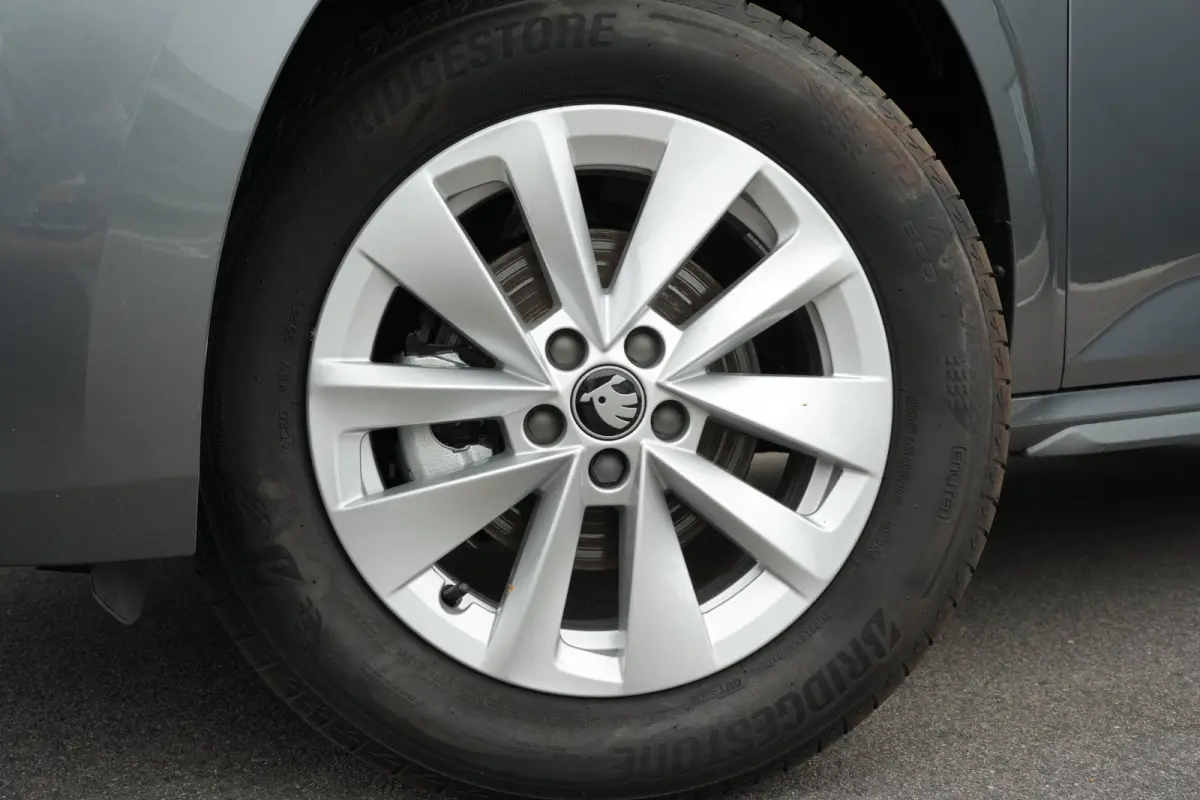 Business Edition | Achteruitrijcamera | Adaptive Cruise Control | Chromen raamlijsten