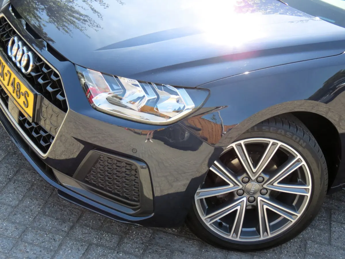 25 TFSI epic | DEALER ONDERHOUDEN | SFEERVERLICHTING | CAMERA | 17 INCH VELGEN | NIEUWE BANDEN | APPLE CARPLAY |