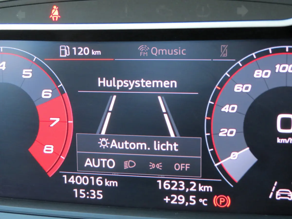 25 TFSI epic | DEALER ONDERHOUDEN | SFEERVERLICHTING | CAMERA | 17 INCH VELGEN | NIEUWE BANDEN | APPLE CARPLAY |