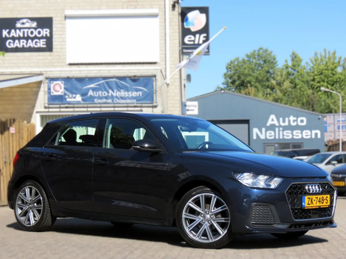 25 TFSI epic | DEALER ONDERHOUDEN | SFEERVERLICHTING | CAMERA | 17 INCH VELGEN | NIEUWE BANDEN | APPLE CARPLAY |