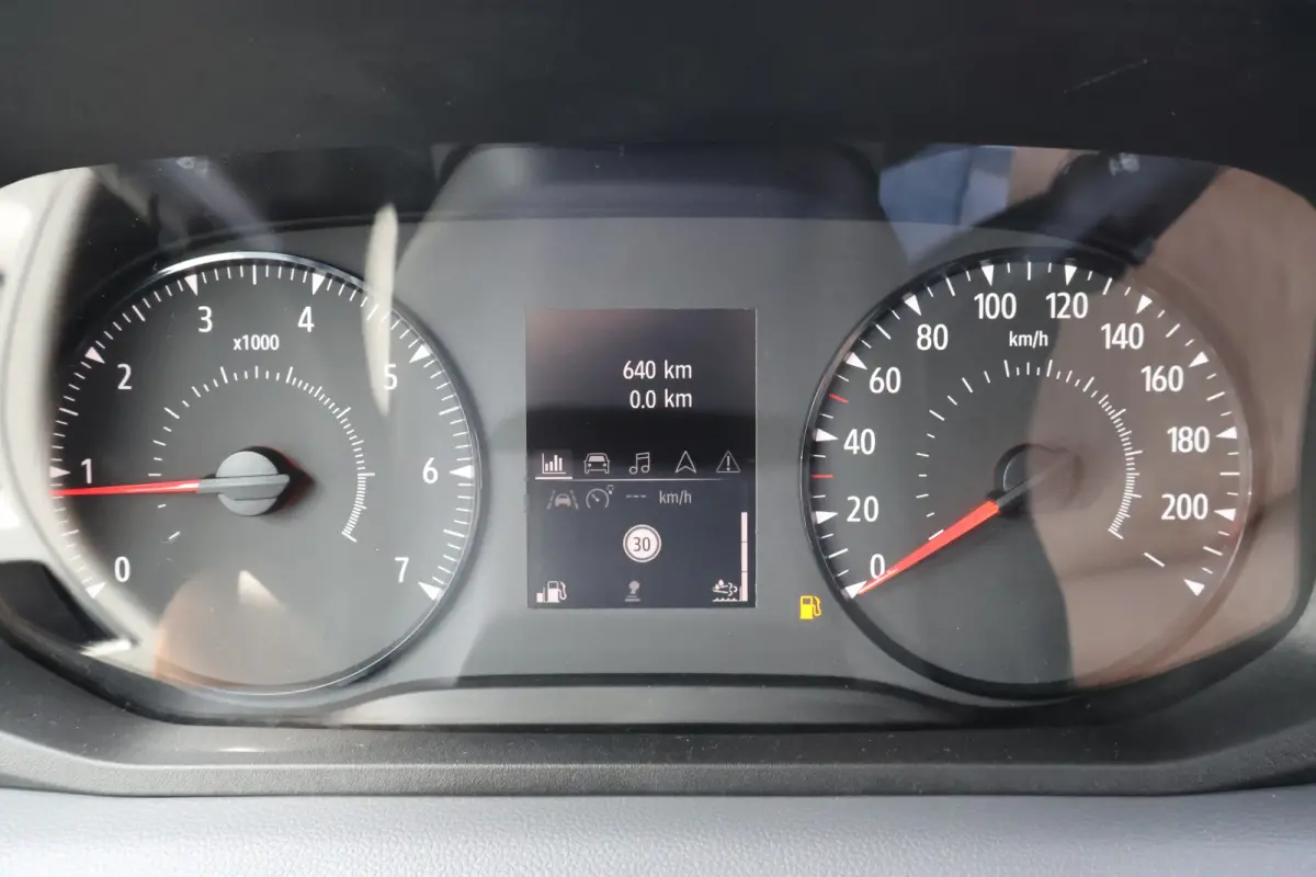 2.0 dCi 170pk Bakwagen met Laadklep