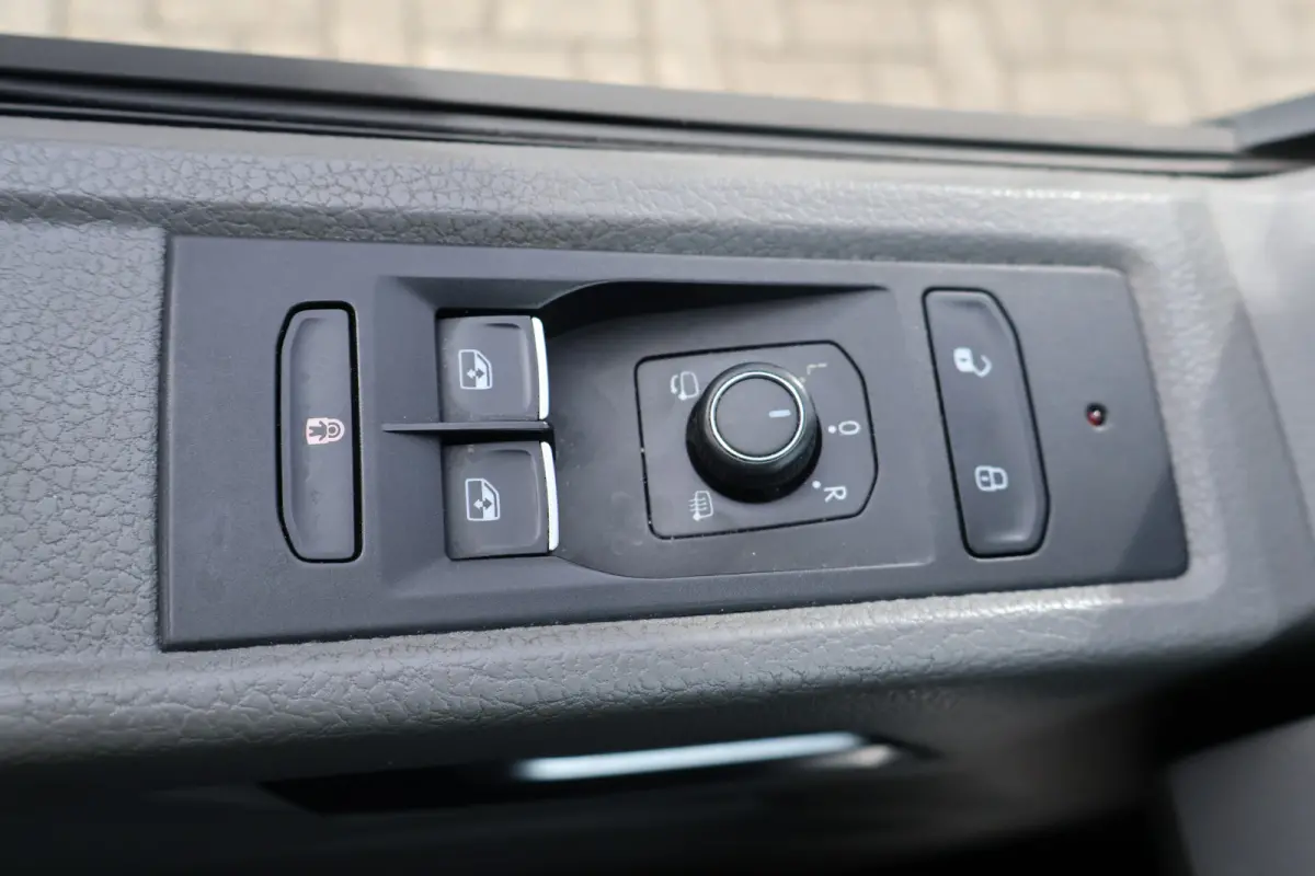 2.0 TDI 150pk L2 H1 Bulli Automaat DC (Wordt verwacht)