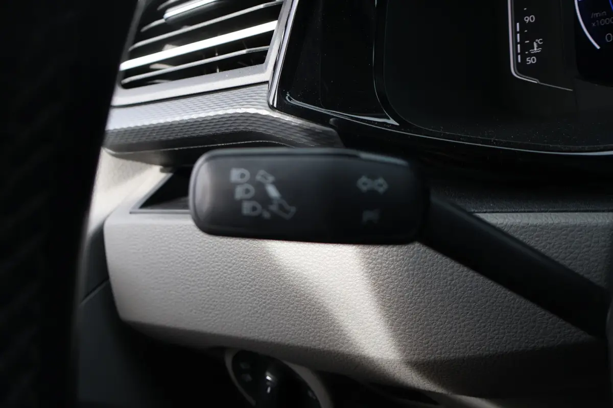 2.0 TDI 150pk L2 H1 Bulli Automaat DC (Wordt verwacht)