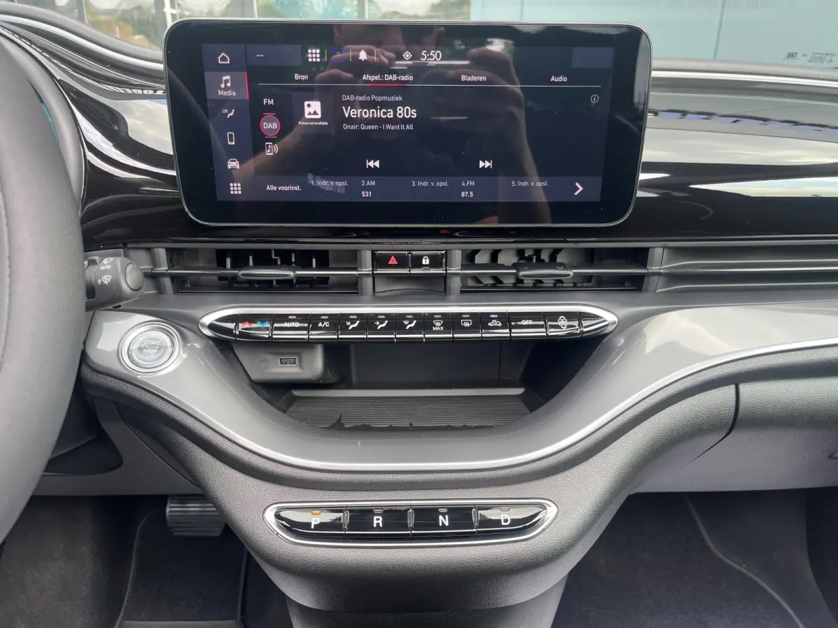 Urban 42 kWh NL.Auto/SOH 94.9%/Carplay/Cabriolet/Groot scherm/1Ste Eigenaar/Dealer onderhouden